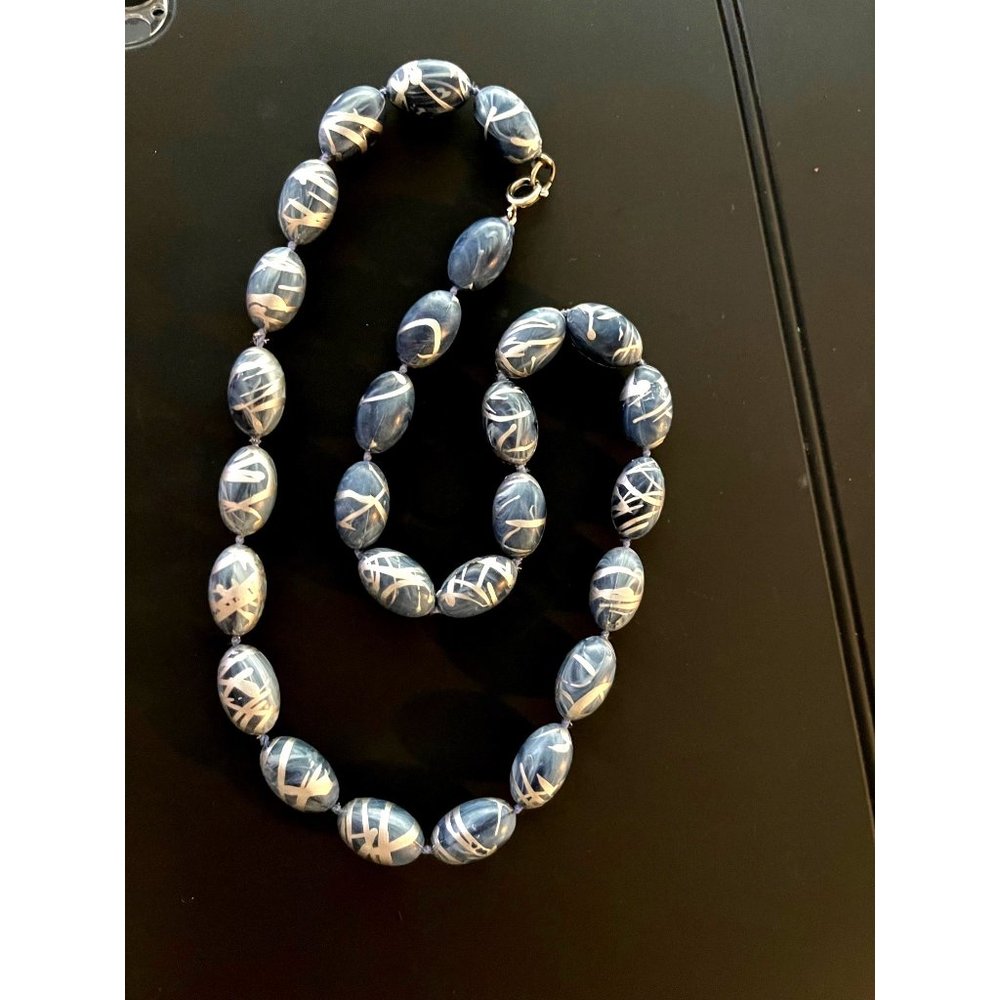 Vintage Grey And Gilt Art Molded Bead Necklace